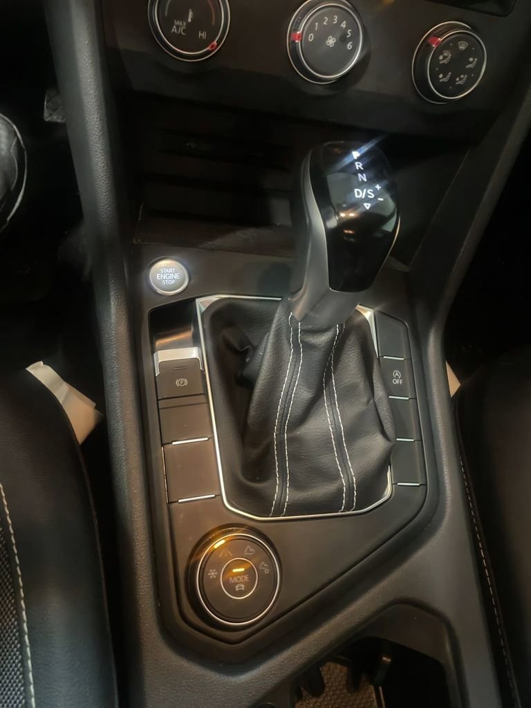 Used 2022 Volkswagen Taos SE image 27