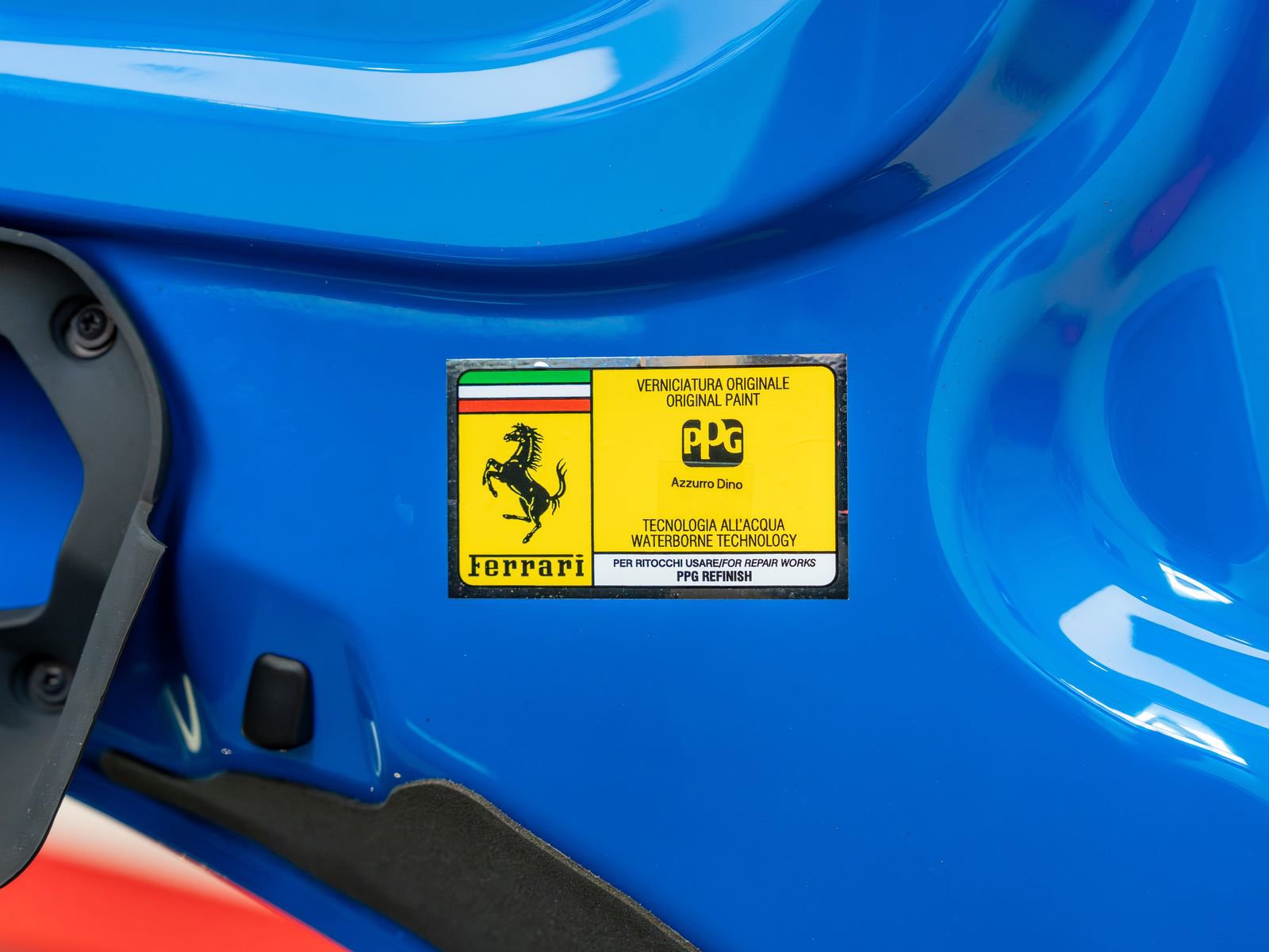 Used 2017 Ferrari 488 Spider RWD image 25