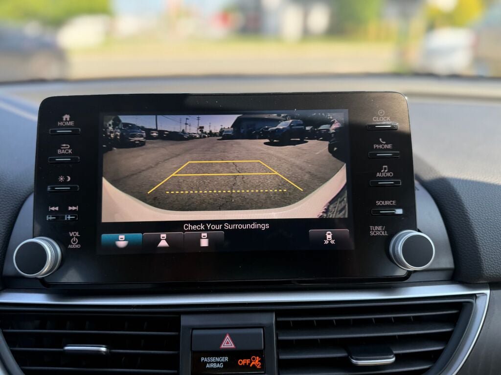 Used 2018 Honda Accord EX-L image 18