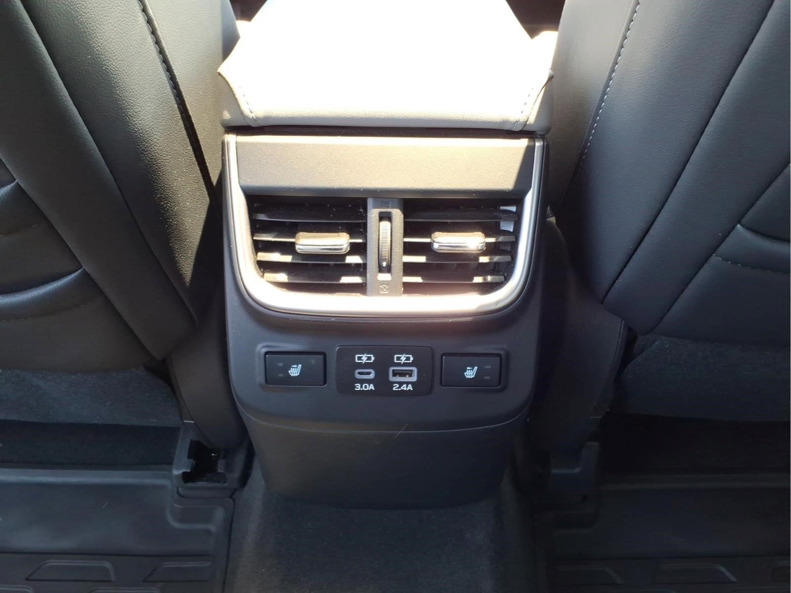 Certified 2023 Subaru Outback Limited AWD/4WD image 7