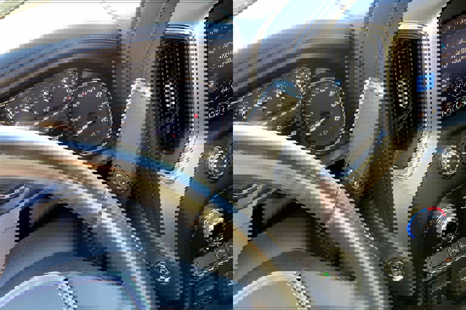 Used 2020 GMC Sierra 1500 Elevation w/ Elevation Value Package image 16