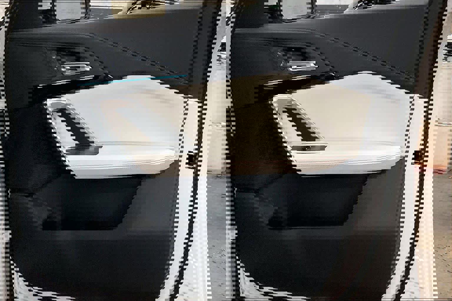 Used 2025 BMW X2 xDrive28i w/ Technology Package image 26