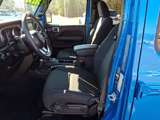 Used 2023 Jeep Wrangler Sahara w/ Cold Weather Group image 13