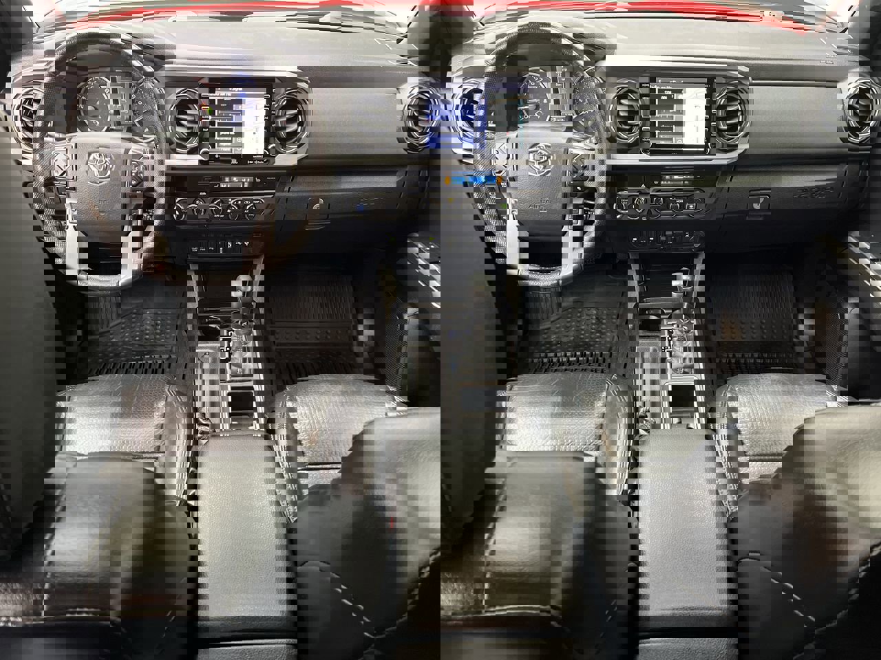 Used 2020 Toyota Tacoma TRD Sport w/ TRD Premium Sport Package image 4