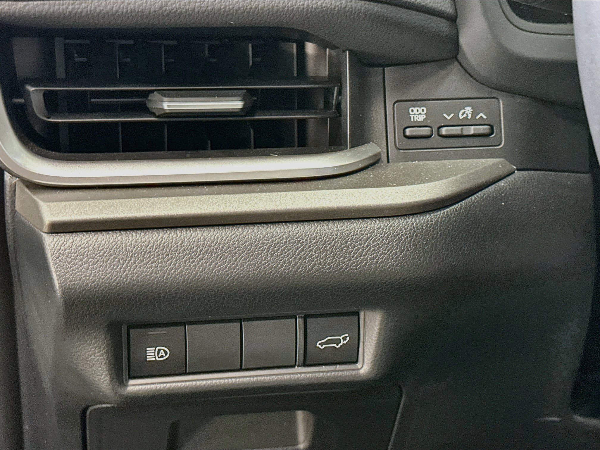 Used 2026 Toyota Grand Highlander AWD image 17