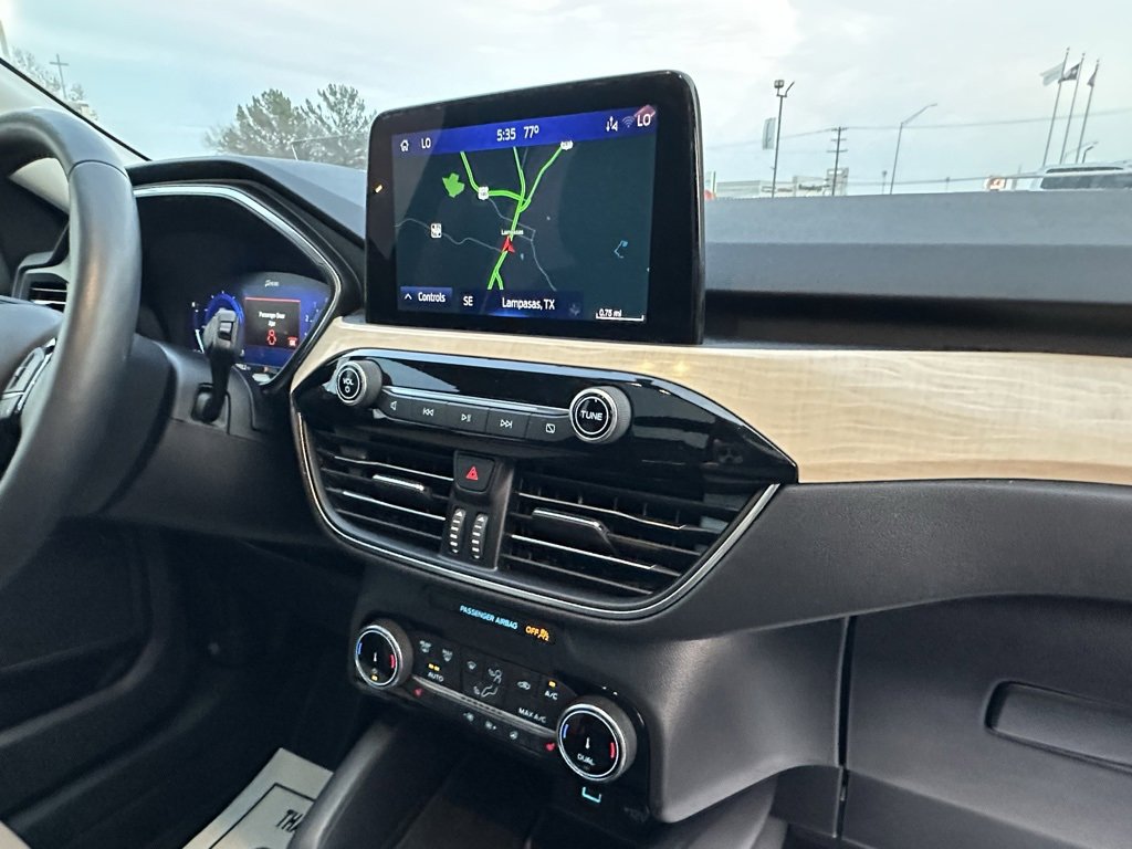 Used 2022 Ford Escape Titanium w/ Titanium Elite Package image 10