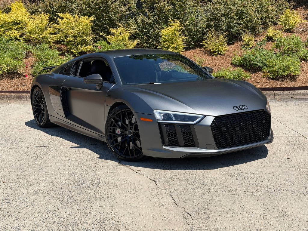 Used 2017 Audi R8 V10 plus