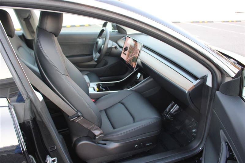 Used 2018 Tesla Model 3 Long Range AWD/4WD image 9
