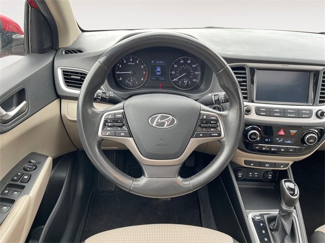 Used 2022 Hyundai Accent Limited image 12