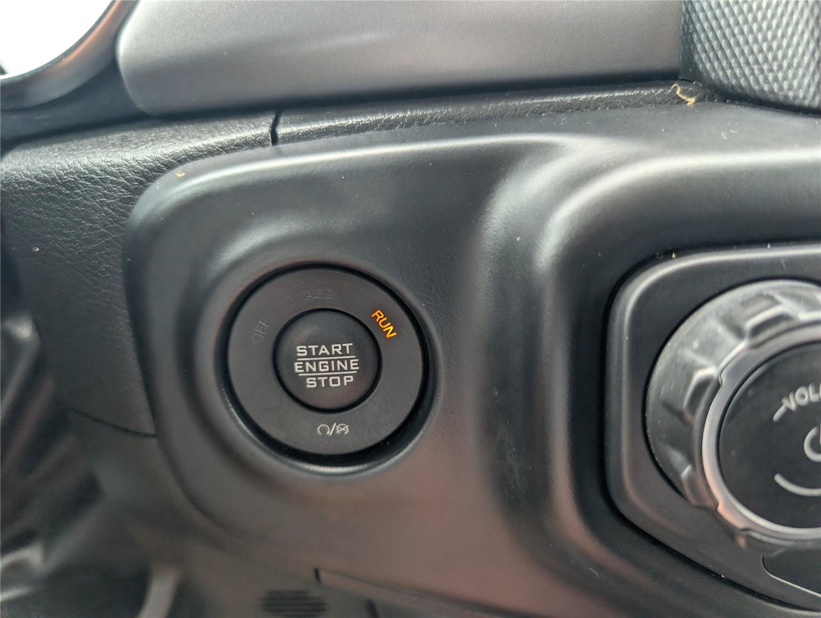 Used 2022 Jeep Wrangler Sport AWD/4WD image 20