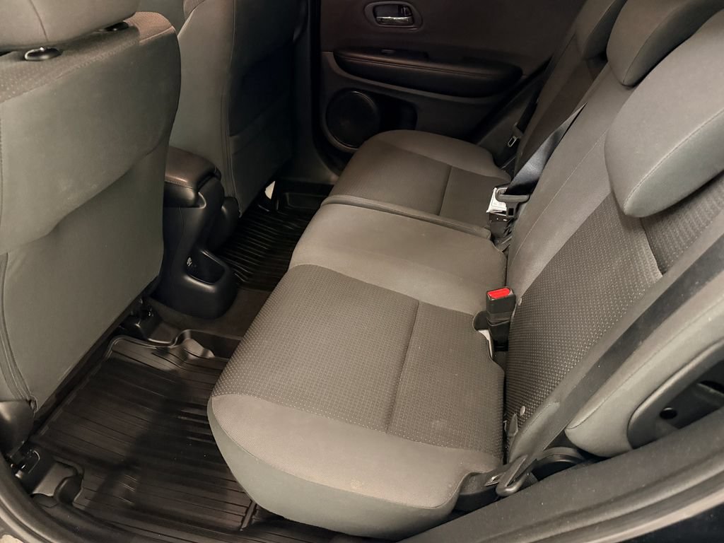 Used 2020 Honda HR-V LX image 15