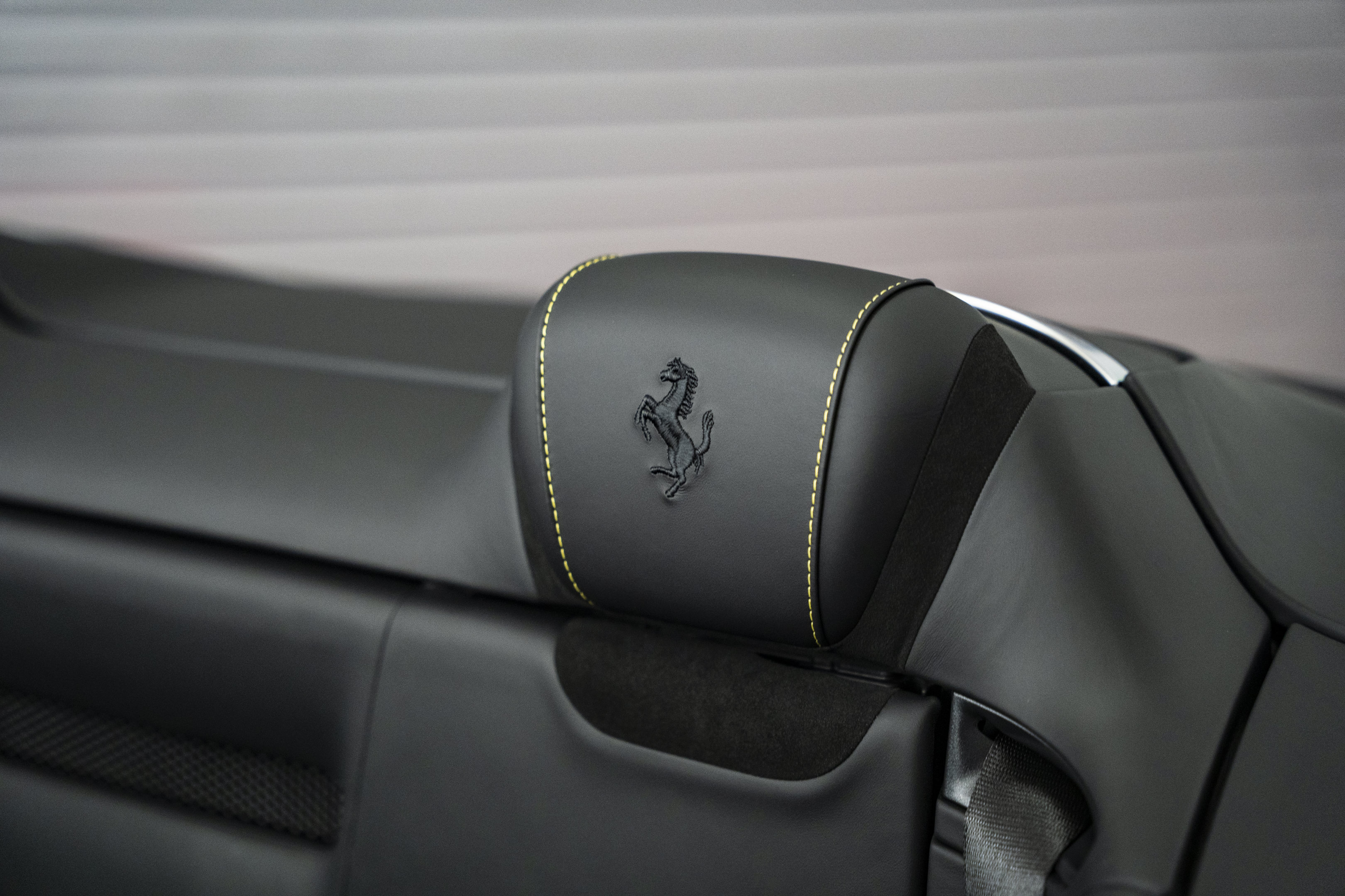 Used 2025 Ferrari Roma Spider RWD image 34