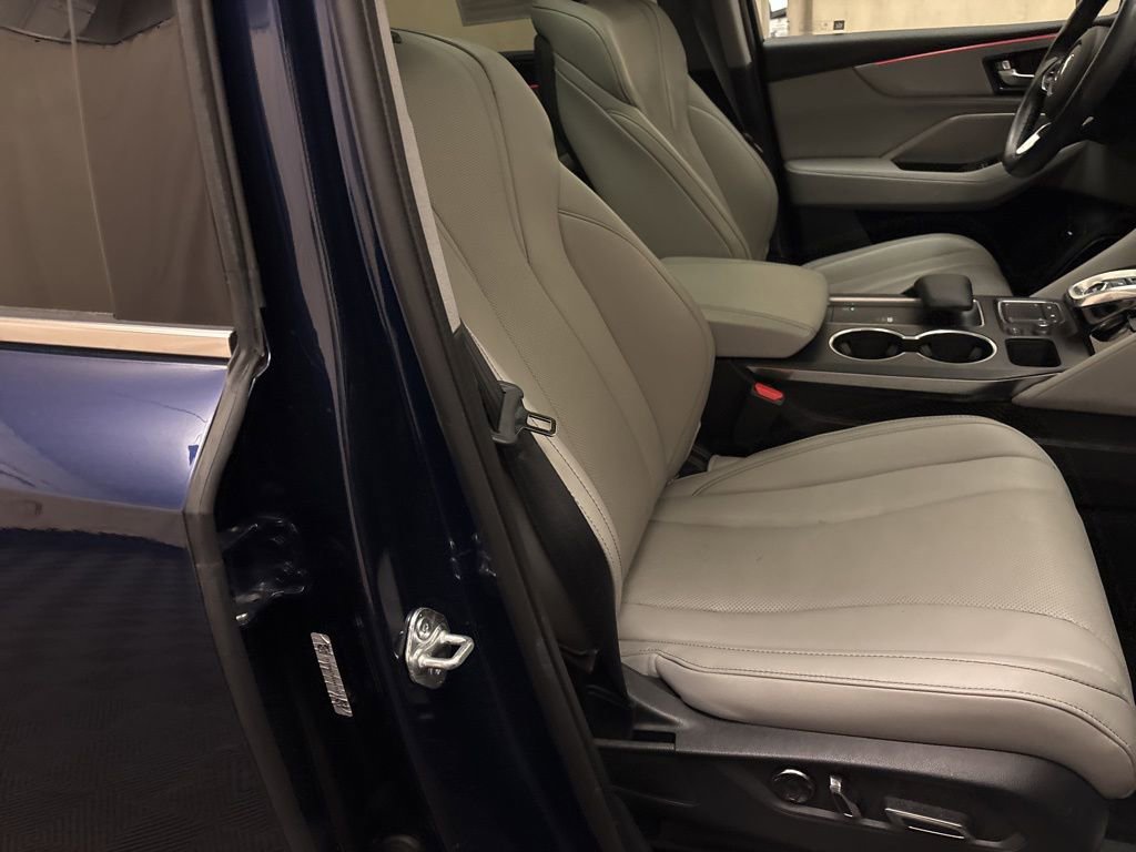 Used 2023 Acura MDX SH-AWD w/ Technology Package image 27