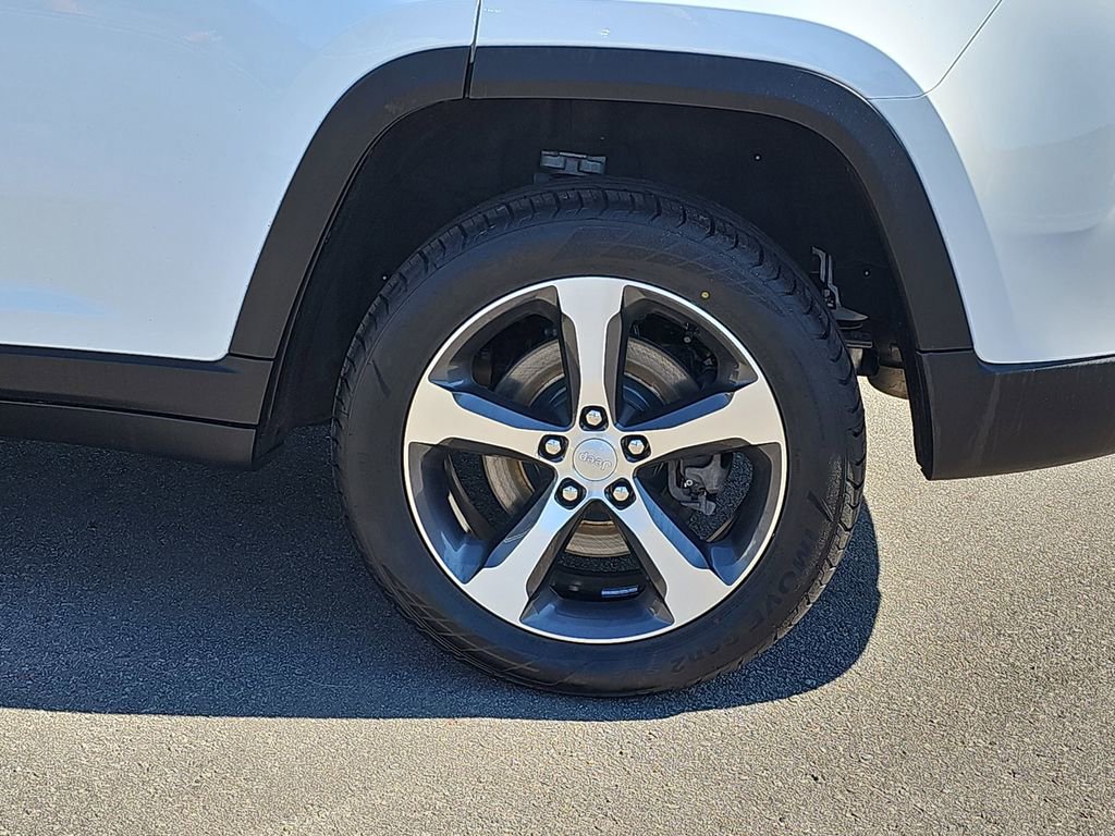 Used 2022 Jeep Grand Cherokee Limited 4xe image 37