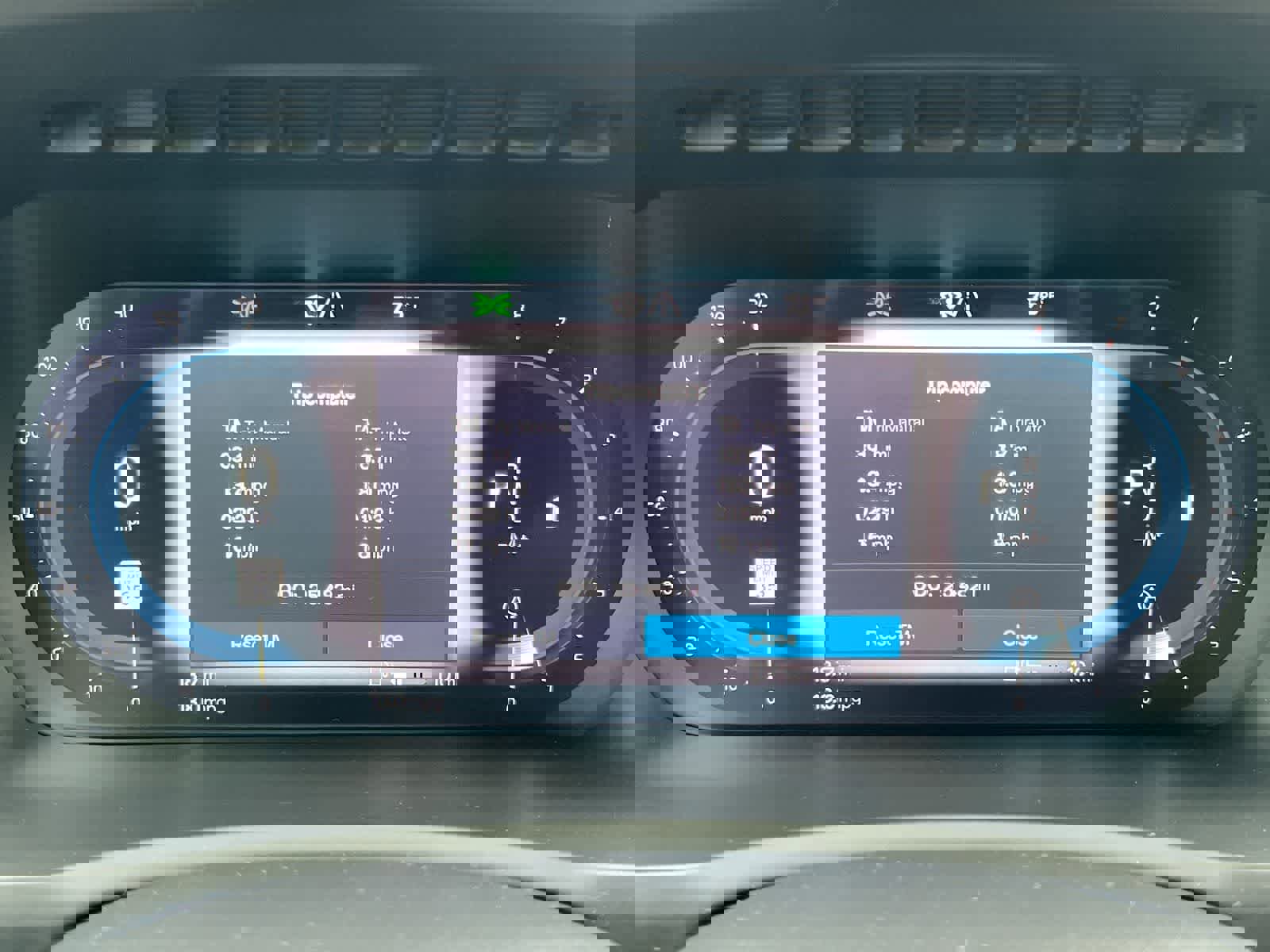 Used 2023 Volvo XC90 B6 Plus w/ Protection Package Premier image 31