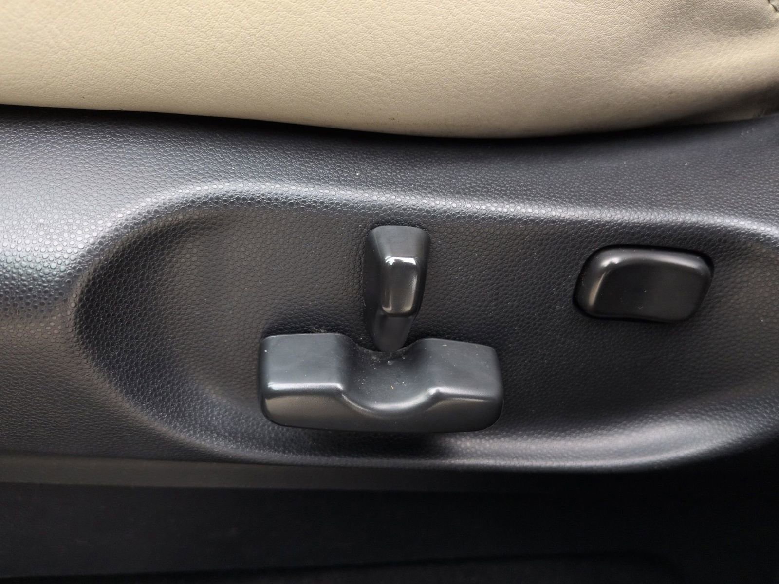 Used 2013 MAZDA CX-9 Touring image 21