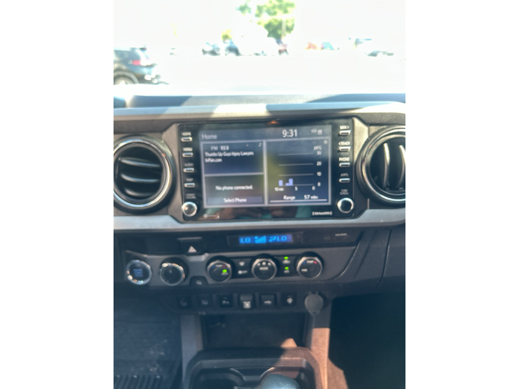 Used 2021 Toyota Tacoma TRD Off-Road w/ Technology Package AWD/4WD image 12
