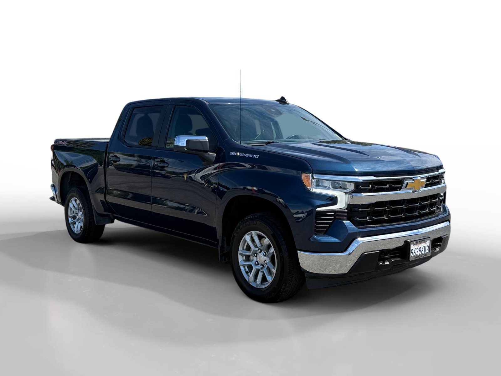 Used 2023 Chevrolet Silverado 1500 LT AWD/4WD image 7