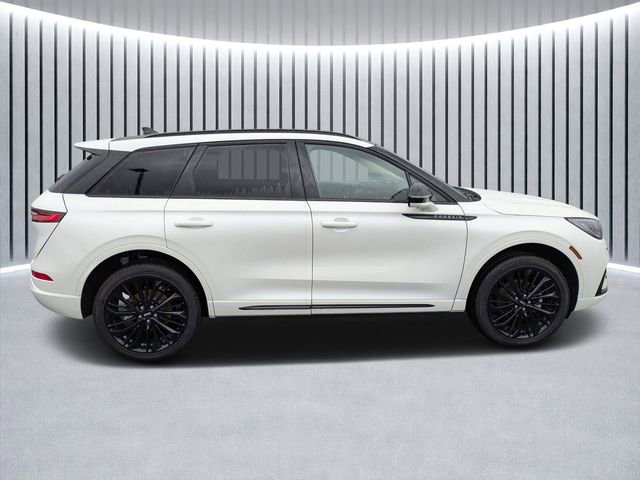 New 2026 Lincoln Corsair Premiere image 2