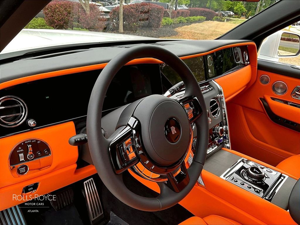 New 2026 Rolls-Royce Cullinan AWD/4WD image 6