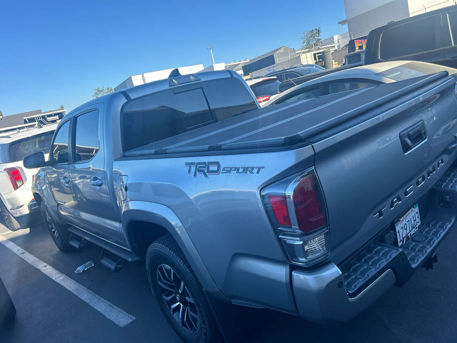 Used 2021 Toyota Tacoma TRD Sport w/ Technology Package RWD image 2