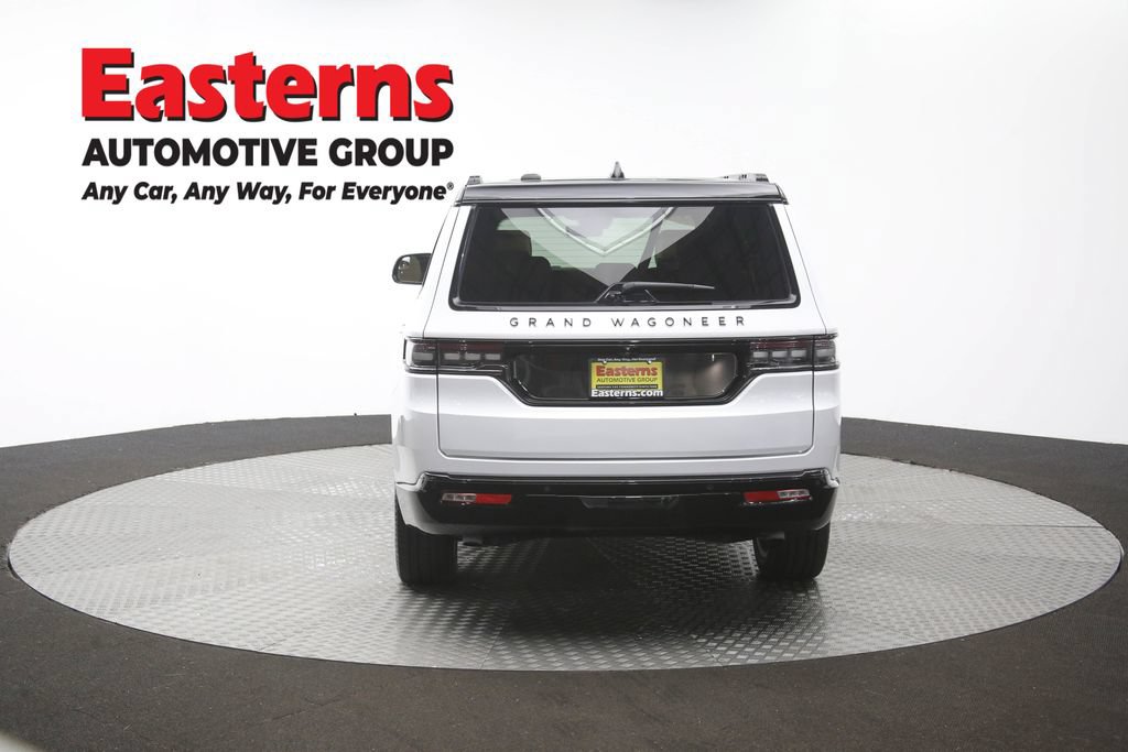 Used 2025 Jeep Grand Wagoneer Series III w/ Rear Seat Video Group 1 AWD/4WD image 43