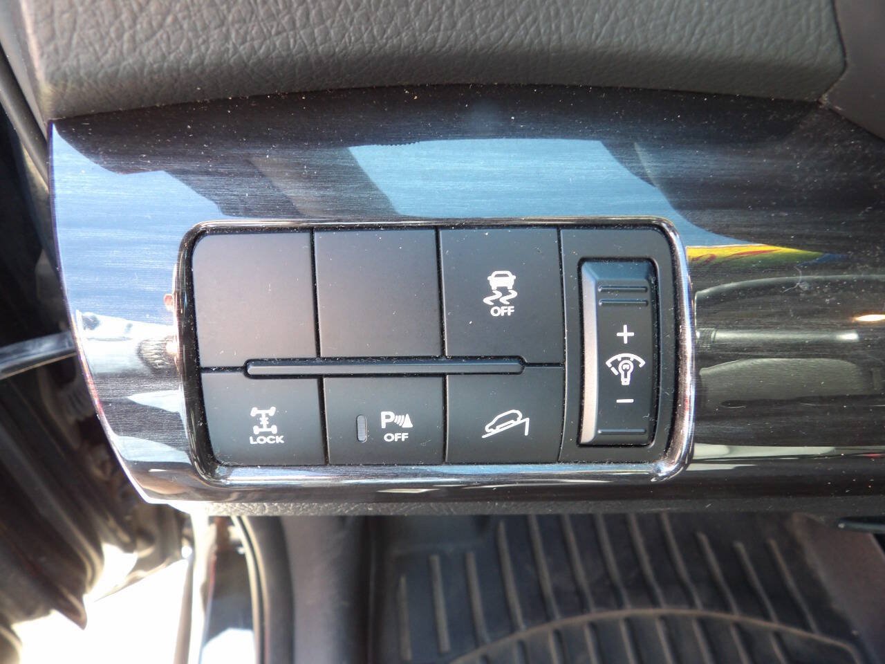 Used 2013 Kia Sorento LX w/ Convenience Pkg AWD/4WD image 8