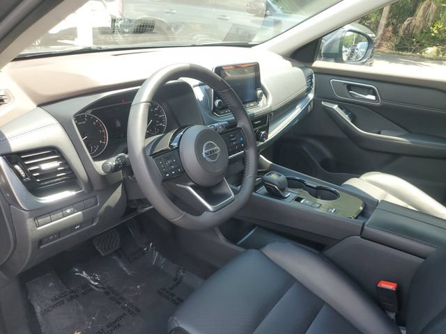 Used 2021 Nissan Rogue SV w/ Premium Package FWD image 13