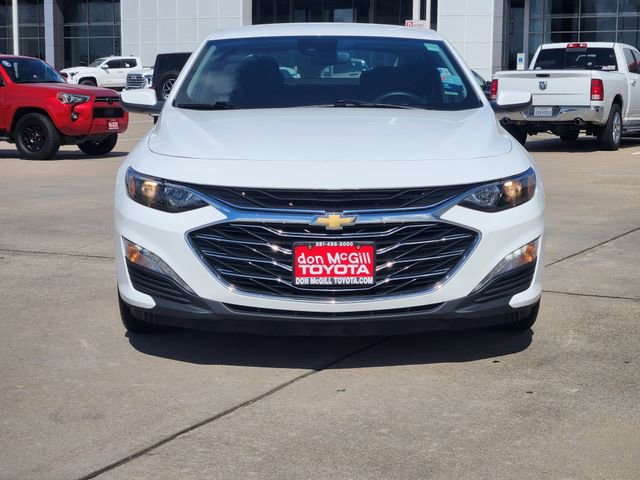 Used 2024 Chevrolet Malibu LT image 2