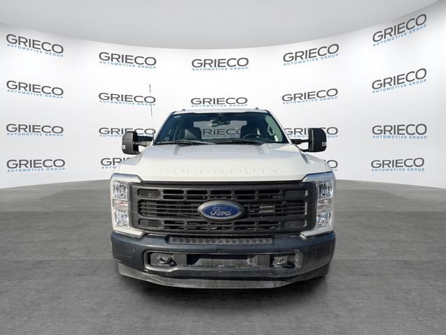 Used 2023 Ford F350 XL RWD image 2