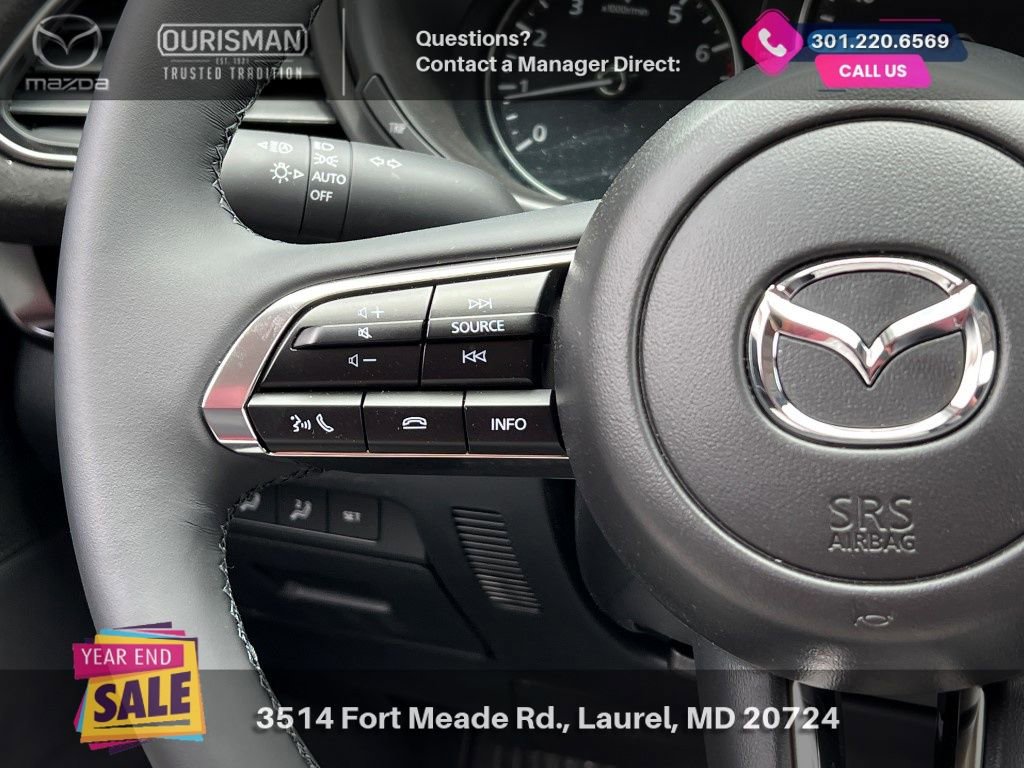 New 2025 MAZDA CX-30 Carbon image 23