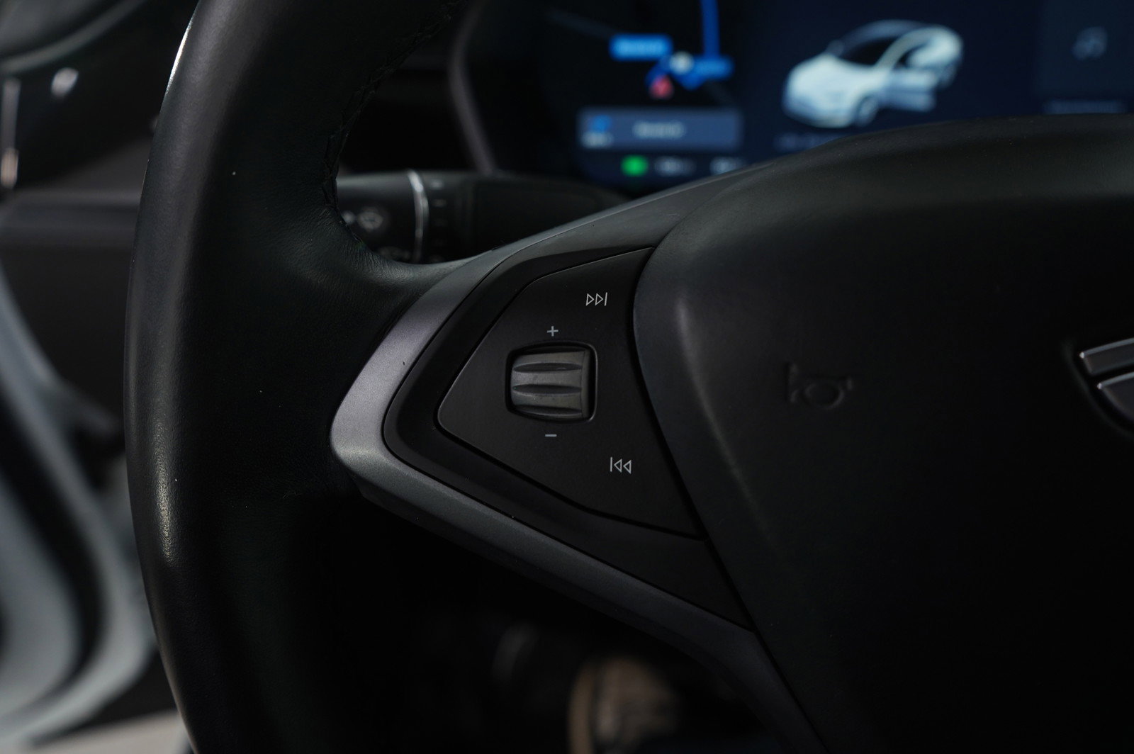 Used 2018 Tesla Model S AWD image 18