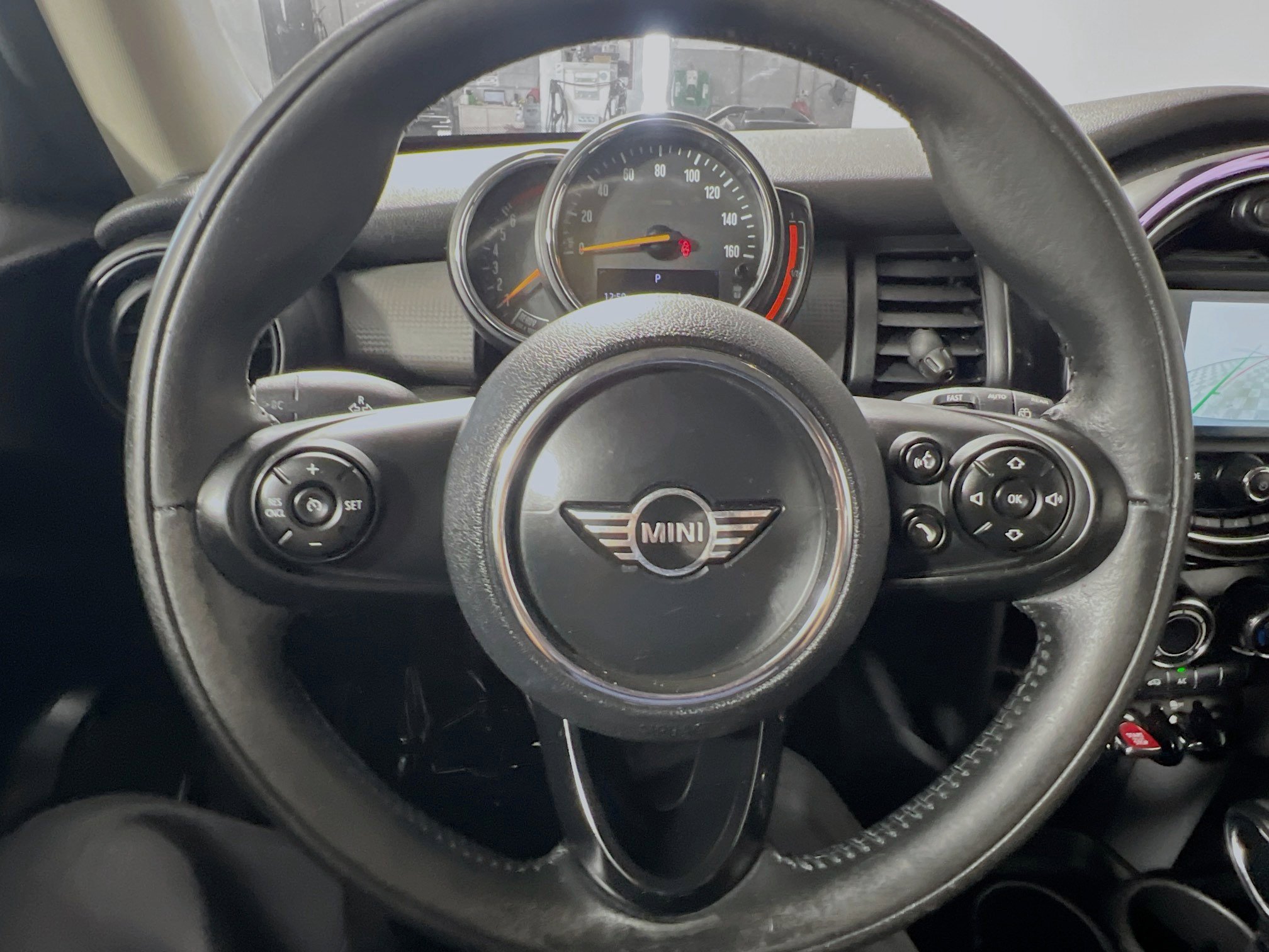 Used 2019 MINI Cooper 2-Door Hardtop FWD image 18