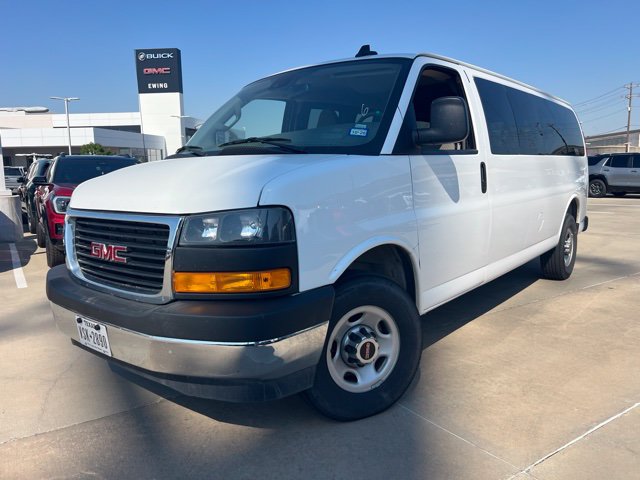 Used 2025 GMC Savana 3500 LT w/ LT Preferred Equipment Group RWD image 2