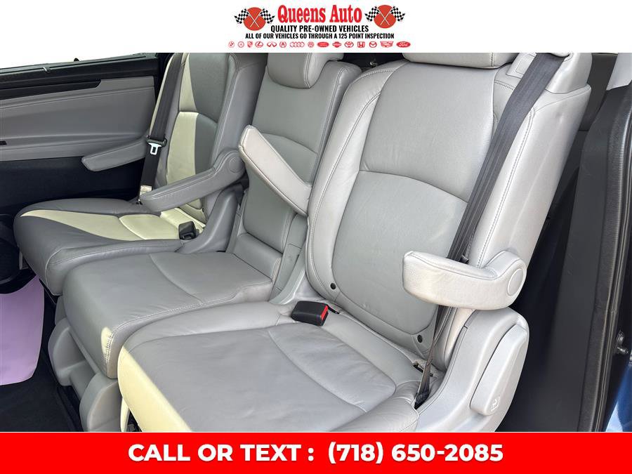 Used 2018 Honda Odyssey Touring image 16