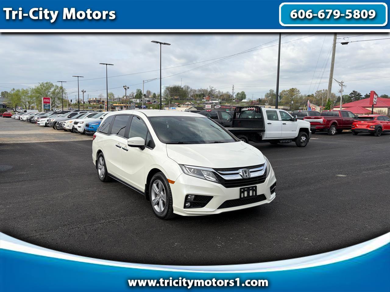 Used 2019 Honda Odyssey EX image 1