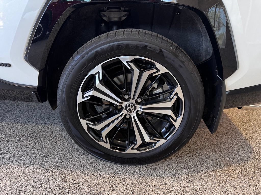 Certified 2025 Toyota RAV4 XSE w/ Weather Package AWD/4WD image 19