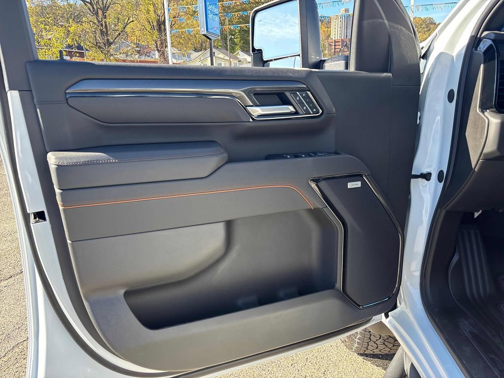 New 2026 GMC Sierra 2500 AT4 w/ Max Trailering Package image 17