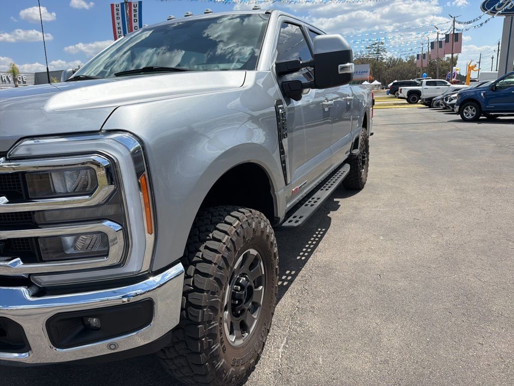 Used 2023 Ford F250 Lariat w/ Lariat Ultimate Package AWD/4WD image 2