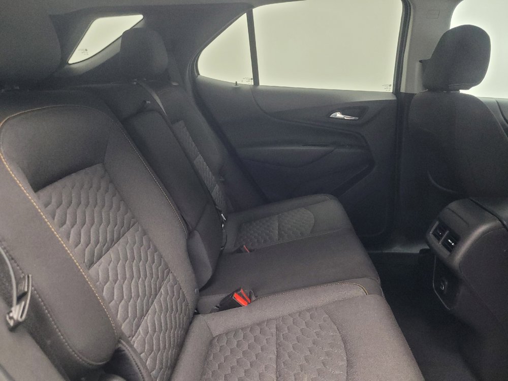 Used 2021 Chevrolet Equinox LT FWD image 19