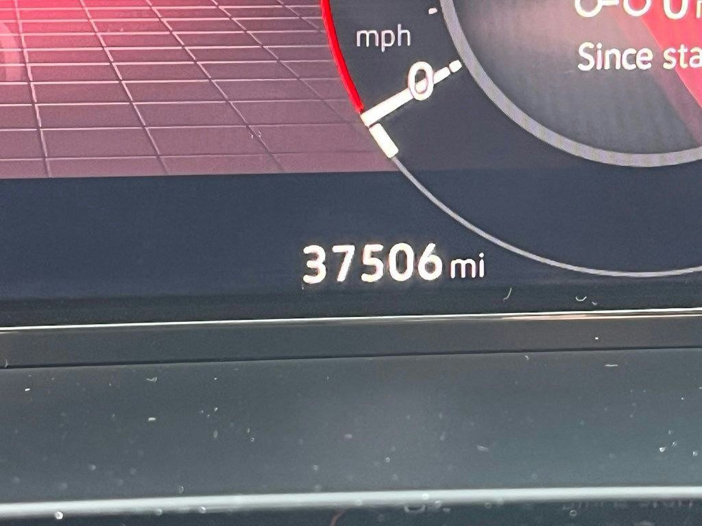 Certified 2024 Volkswagen Atlas Peak Edition SE AWD/4WD image 23