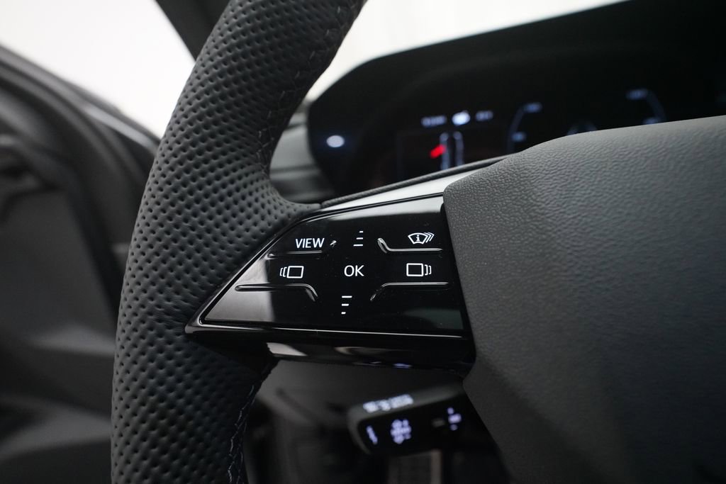 New 2025 Audi SQ5 Premium Plus image 18