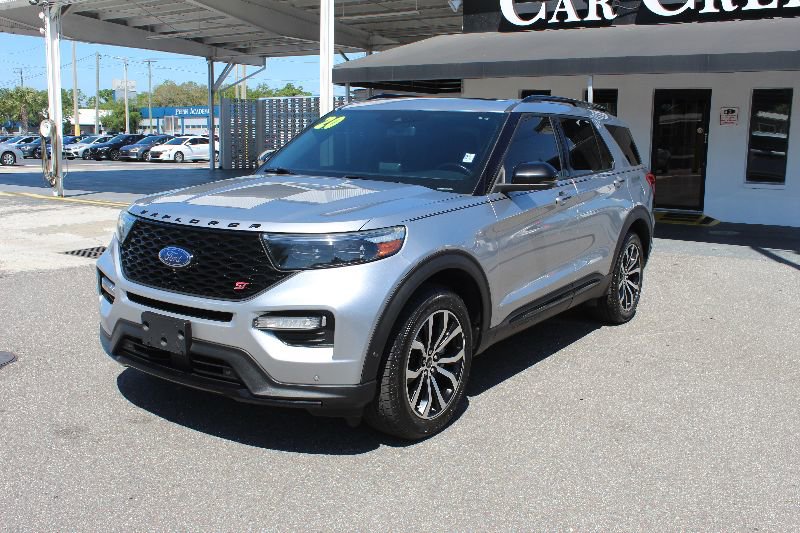 Used 2020 Ford Explorer ST w/ Premium Technology Package image 9
