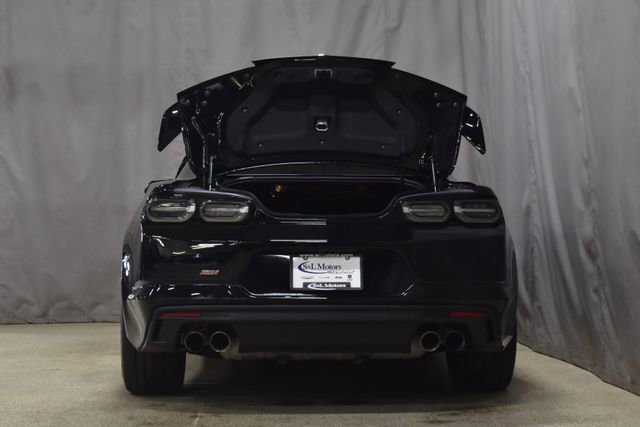 Used 2020 Chevrolet Camaro SS image 29