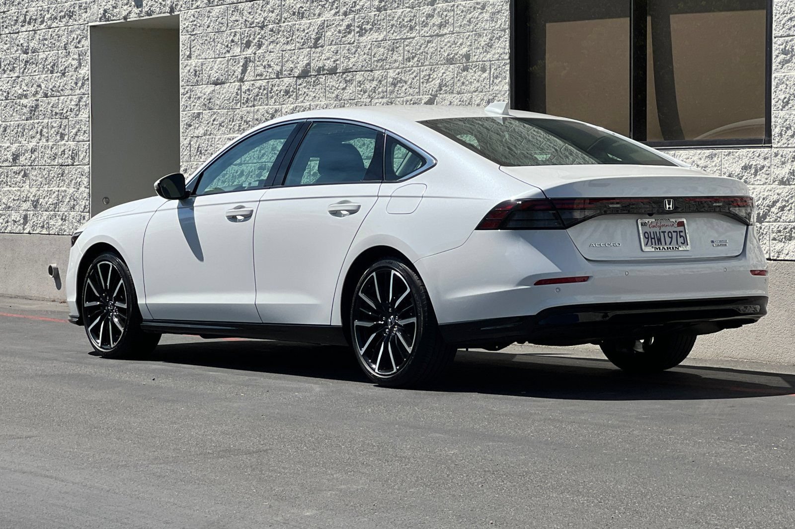 Certified 2023 Honda Accord Touring image 5