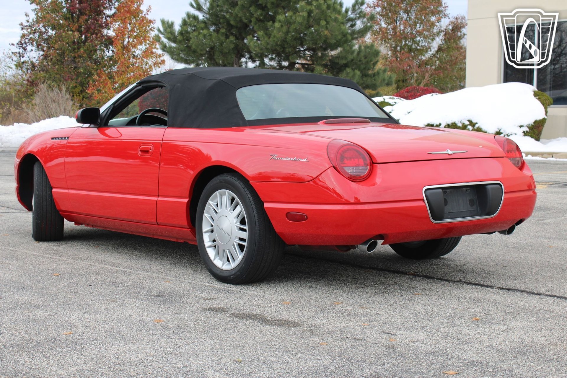 Used 2002 Ford Thunderbird RWD image 25
