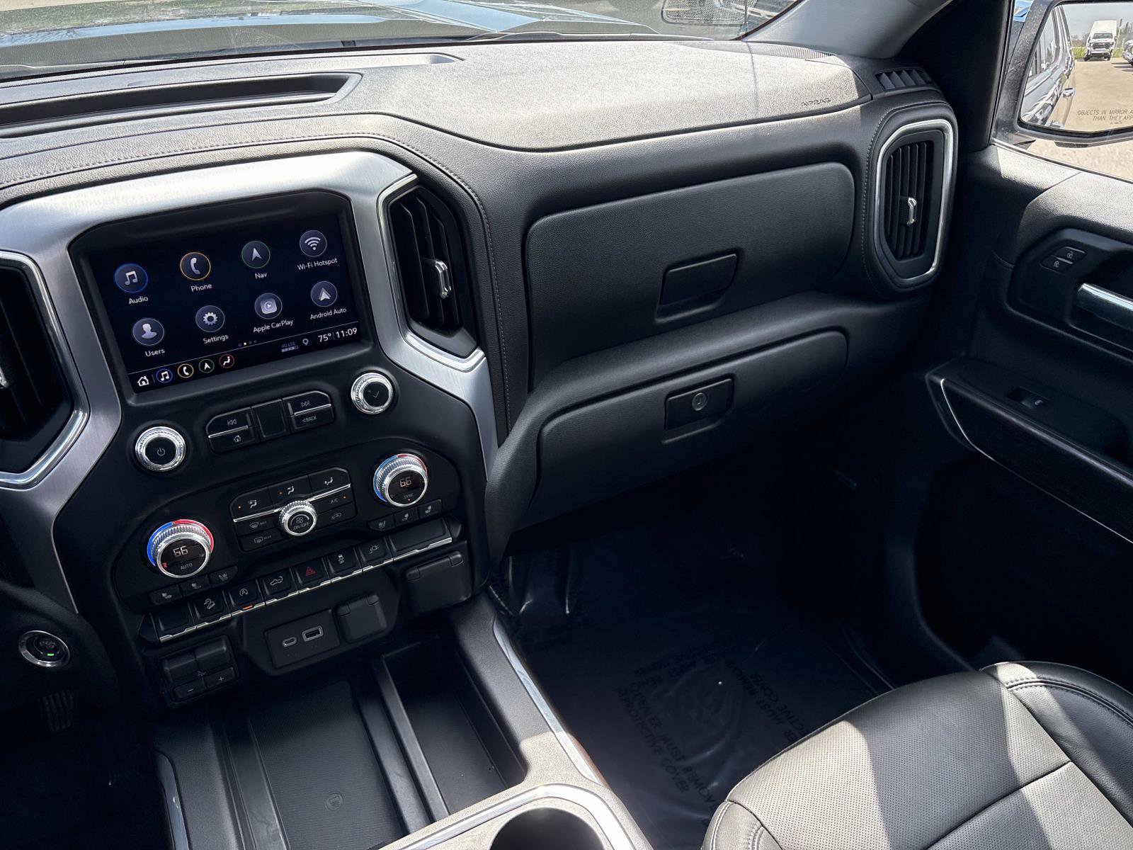 Used 2019 GMC Sierra 1500 SLT w/ SLT Premium Package image 29