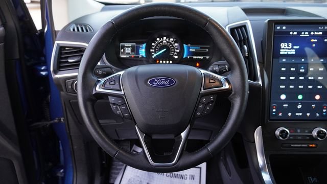 Used 2024 Ford Edge Titanium image 29