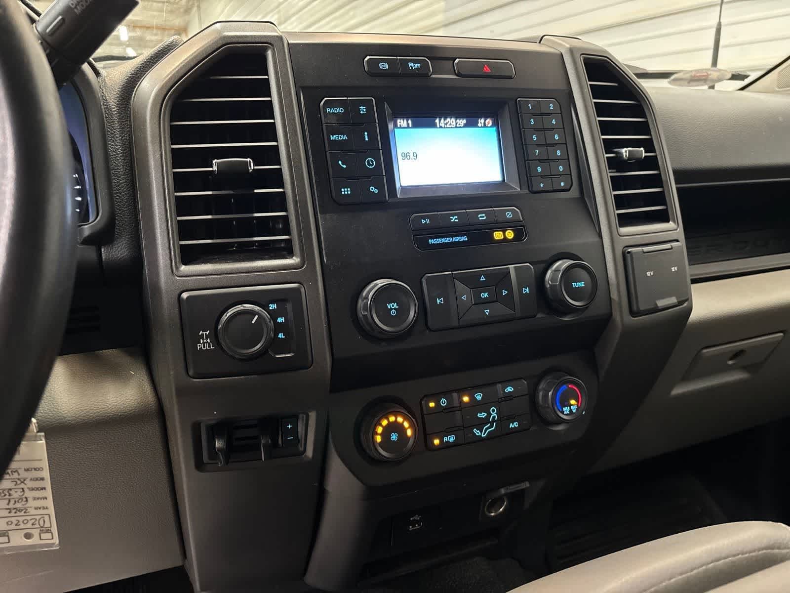 Used 2022 Ford F350 XL w/ Power Equipment Group AWD/4WD image 20