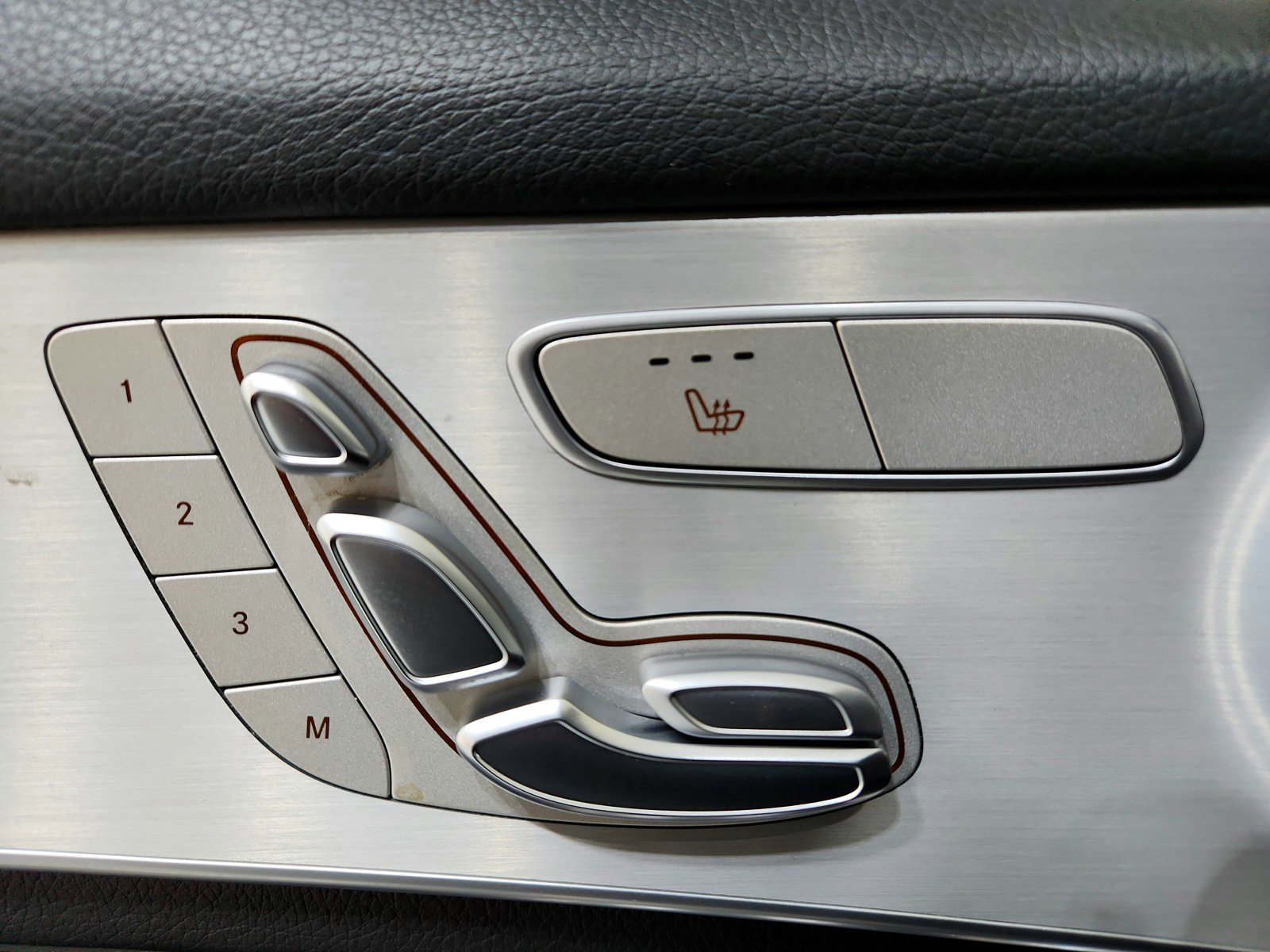 Certified 2022 Mercedes-Benz GLC 300 image 13